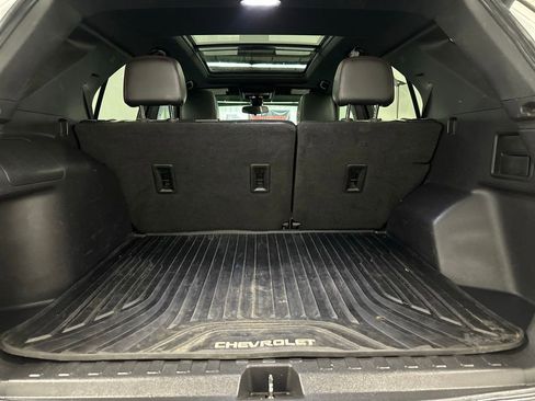 Used 2022 Chevrolet Equinox RS w/ RS Leather Package FWD image 15