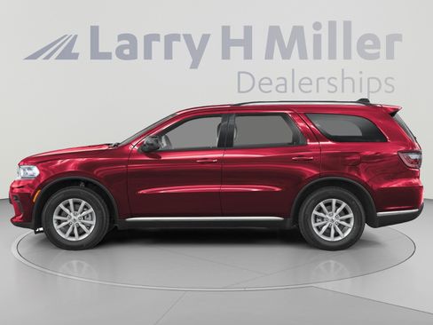 Used 2025 Dodge Durango GT RWD image 3