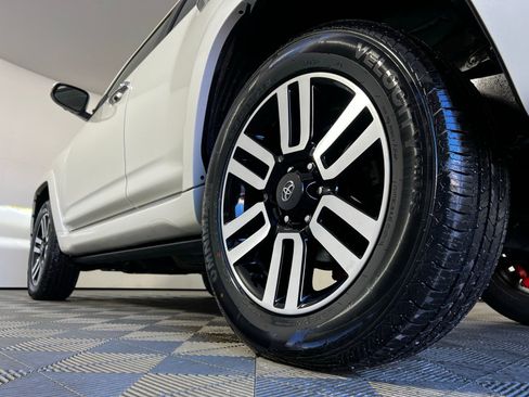 Certified 2023 Toyota 4Runner Limited image 31