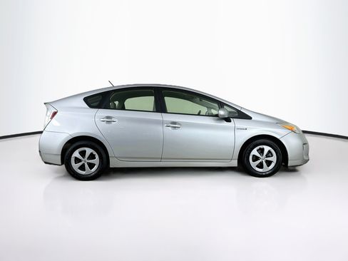 Used 2013 Toyota Prius Two FWD image 10