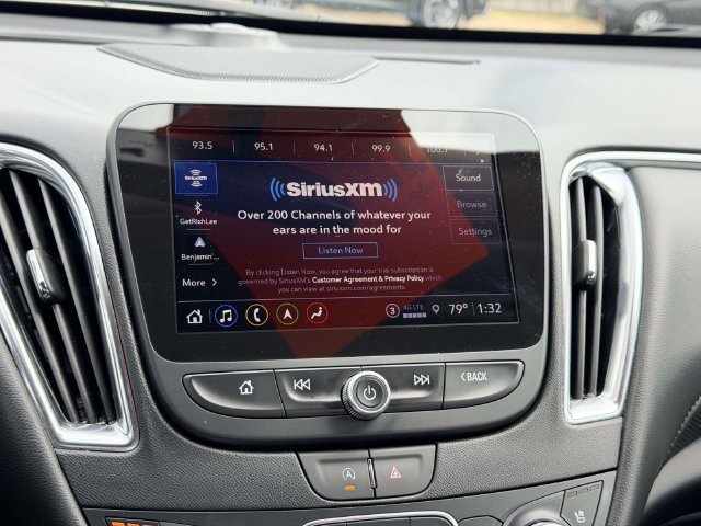 Used 2024 Chevrolet Malibu LT FWD image 19