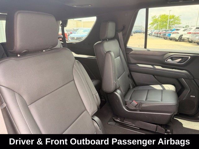 Used 2022 Chevrolet Tahoe Z71 w/ Luxury Package AWD/4WD image 15