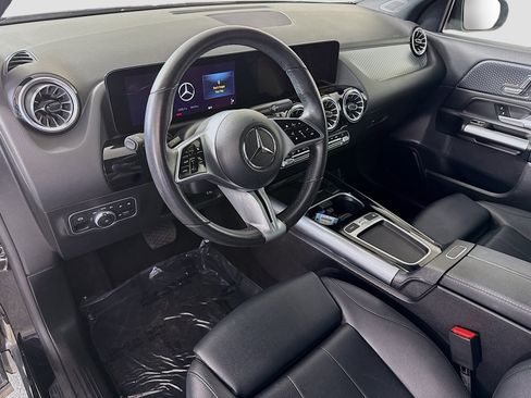 Used 2025 Mercedes-Benz GLA 250 image 23