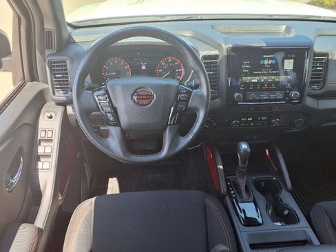 Used 2023 Nissan Frontier PRO-4X w/ Tow Package AWD/4WD image 10