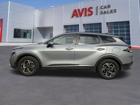 Used 2024 Kia Sportage LX image 2