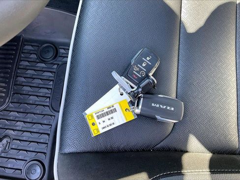 Used 2026 RAM 1500 Laramie w/ Night Edition image 35