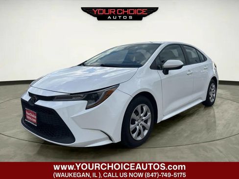 Used 2022 Toyota Corolla LE image 1
