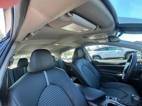 Used 2024 Toyota Camry SE AWD/4WD image 27