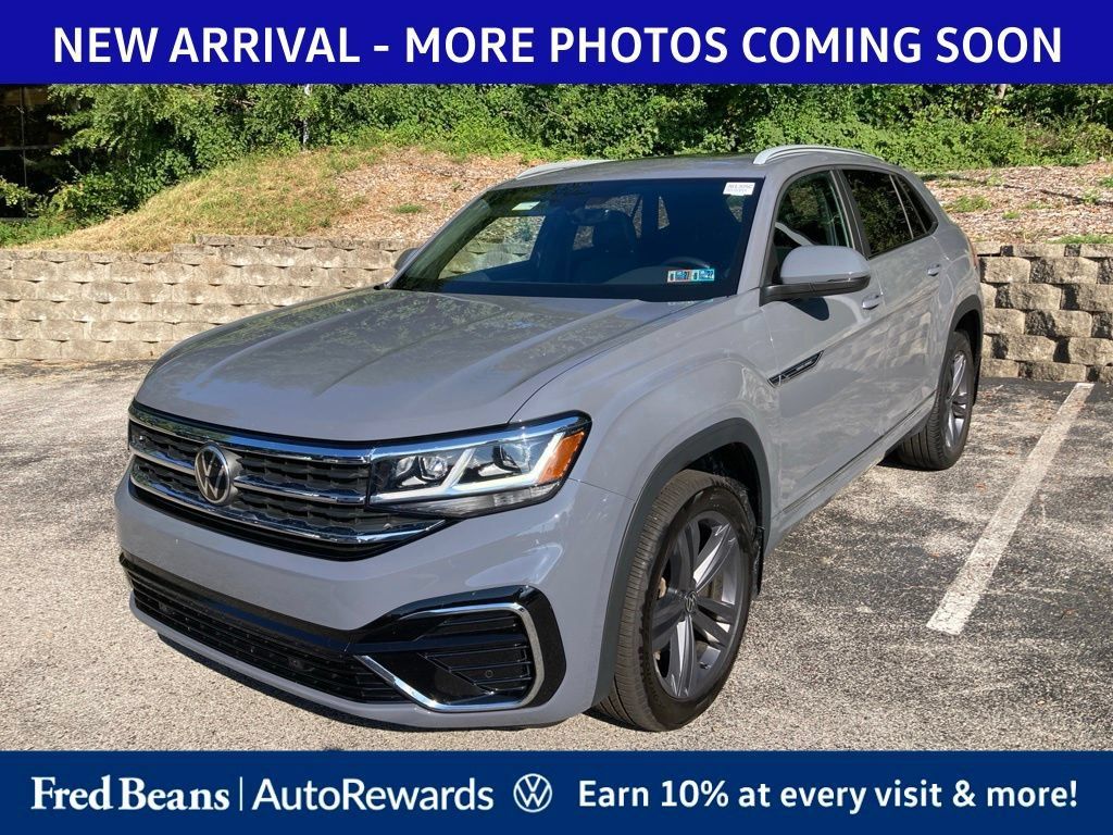 Used 2021 Volkswagen Atlas Cross Sport SE w/ Panoramic Sunroof Package AWD/4WD image 3