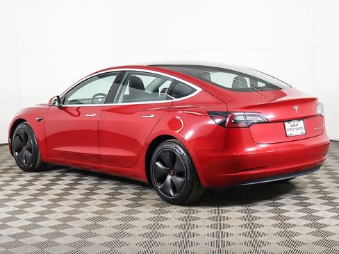 Used 2018 Tesla Model 3 Long Range image 10