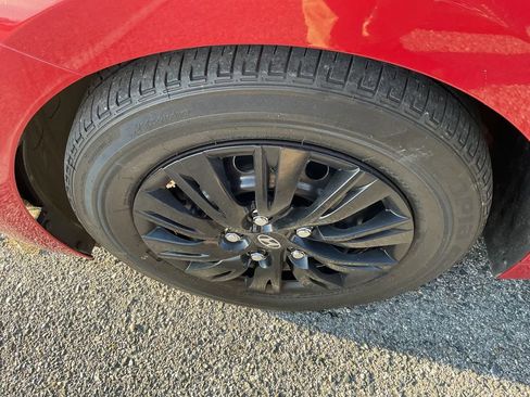 Used 2019 Hyundai Elantra SE image 5