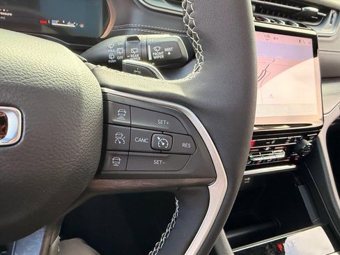 New 2025 Jeep Grand Cherokee Limited image 14