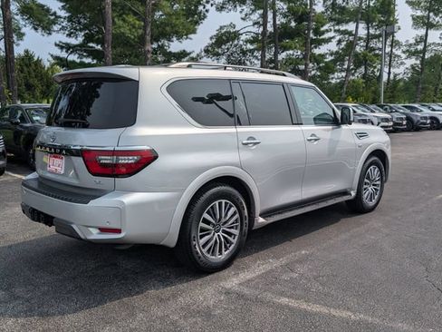 Used 2021 Nissan Armada SL RWD image 3