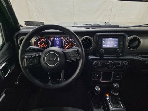 Used 2018 Jeep Wrangler Unlimited Sport AWD/4WD image 22