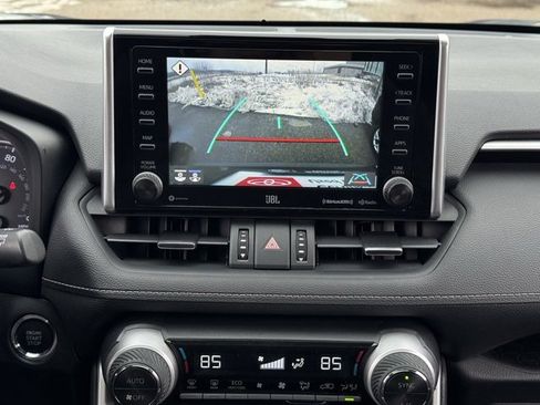 Certified 2021 Toyota RAV4 XLE Premium image 4