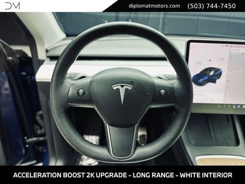 Used 2022 Tesla Model Y Long Range AWD/4WD image 30