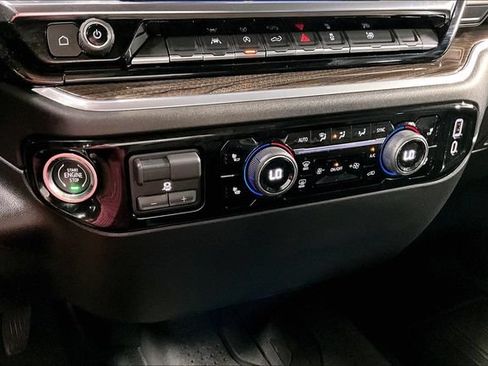 Used 2026 Chevrolet Silverado 1500 LT AWD/4WD image 17