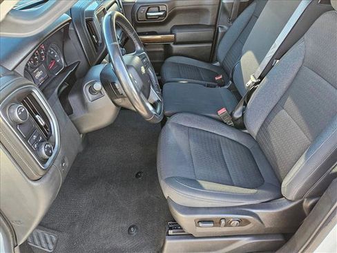 Used 2022 Chevrolet Silverado 1500 LT RWD image 13