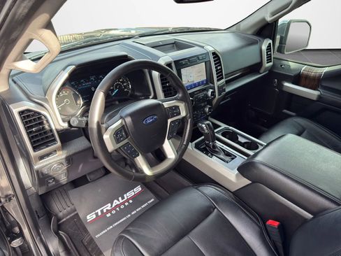 Used 2020 Ford F150 Lariat w/ Equipment Group 502A Luxury RWD image 12
