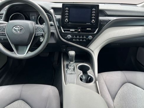 Used 2021 Toyota Camry LE FWD image 11