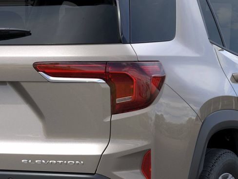 New 2027 GMC Terrain Elevation w/ Elevation Premium Package AWD/4WD image 11