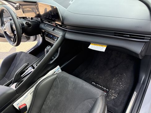 New 2026 Hyundai Elantra N image 17