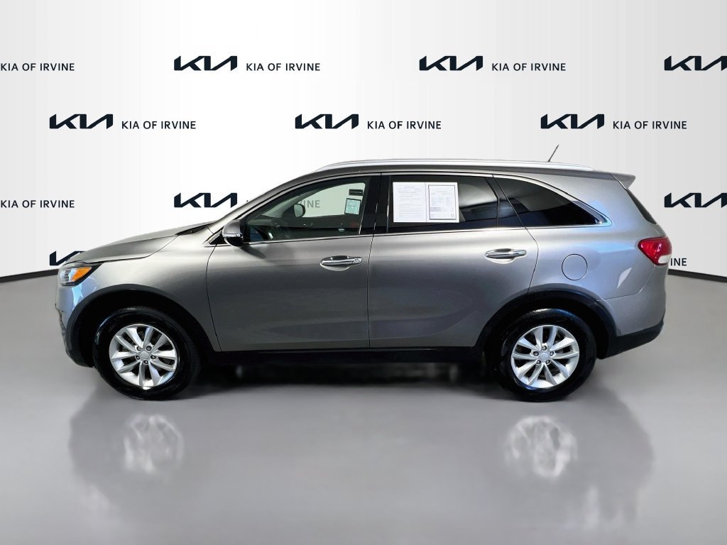 Used 2018 Kia Sorento FWD V6 image 5