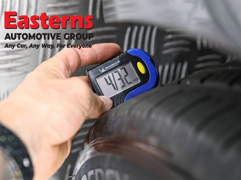 Used 2024 Nissan Sentra SV FWD image 27