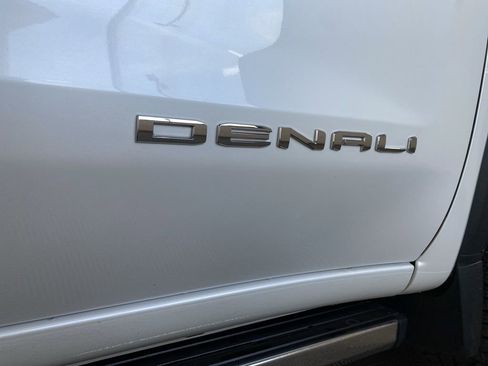 Used 2022 GMC Sierra 1500 Denali w/ Denali Reserve Package AWD/4WD image 12