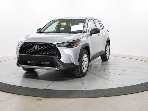 New 2025 Toyota Corolla Cross L image 2