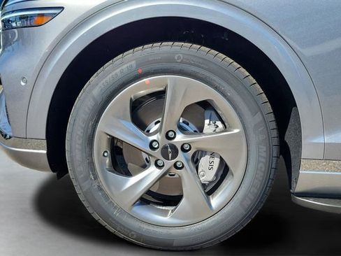 New 2026 Genesis GV70 2.5T Advanced w/ G1 Accessory Package image 34