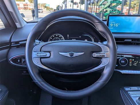 Used 2022 Genesis GV70 2.5T w/ Advanced Package image 15