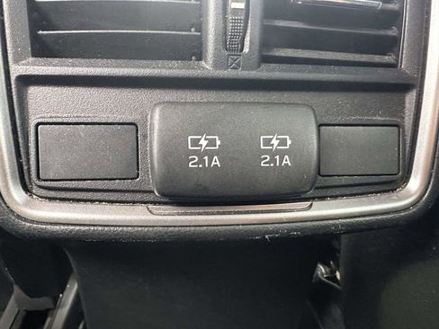 Used 2022 Subaru Forester Premium image 15