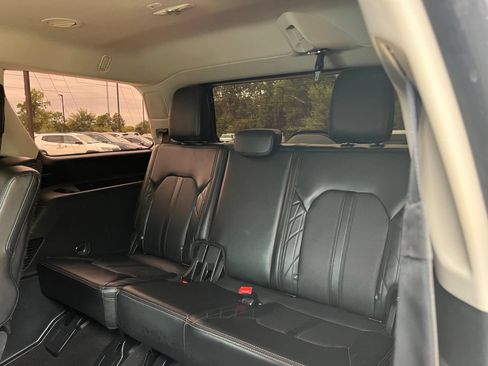 Used 2020 Ford Expedition Platinum RWD image 21