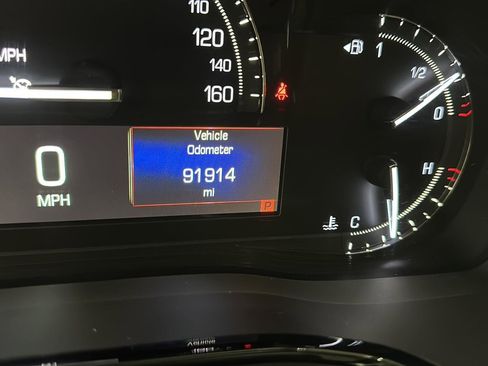 Used 2018 Cadillac XT5 Premium Luxury w/ Driver Assist Package image 12