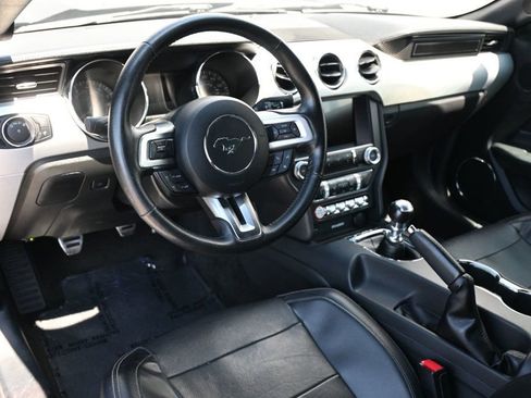 Used 2017 Ford Mustang GT Premium w/ Black Accent Package RWD image 10