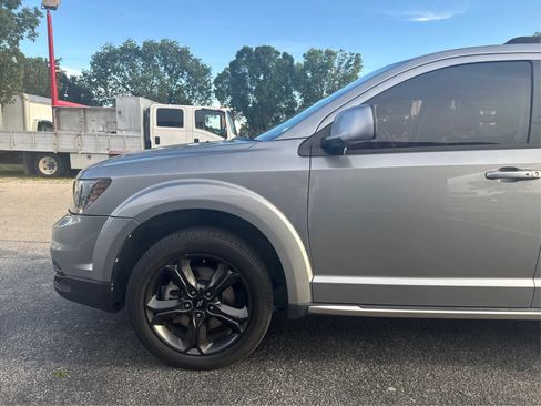 Used 2019 Dodge Journey Crossroad FWD image 24