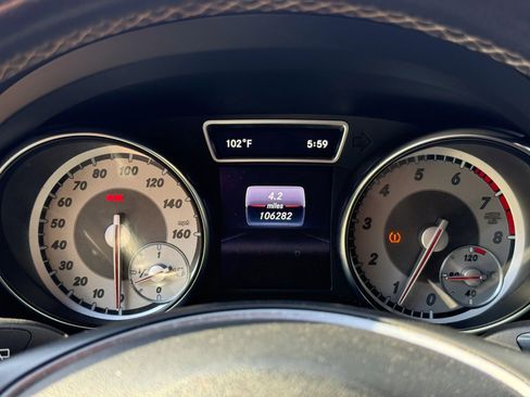 Used 2016 Mercedes-Benz GLA 250 4MATIC image 11