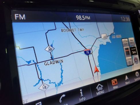 Used 2016 Nissan Murano Platinum image 7