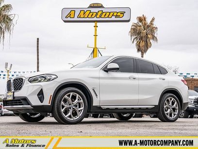 Used 2022 BMW X4 xDrive30i w/ Premium Package 2