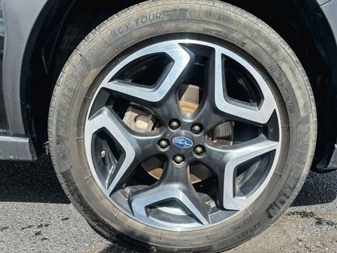 Used 2019 Subaru Crosstrek 2.0i Limited w/ Moonroof Package w/Navigation image 11