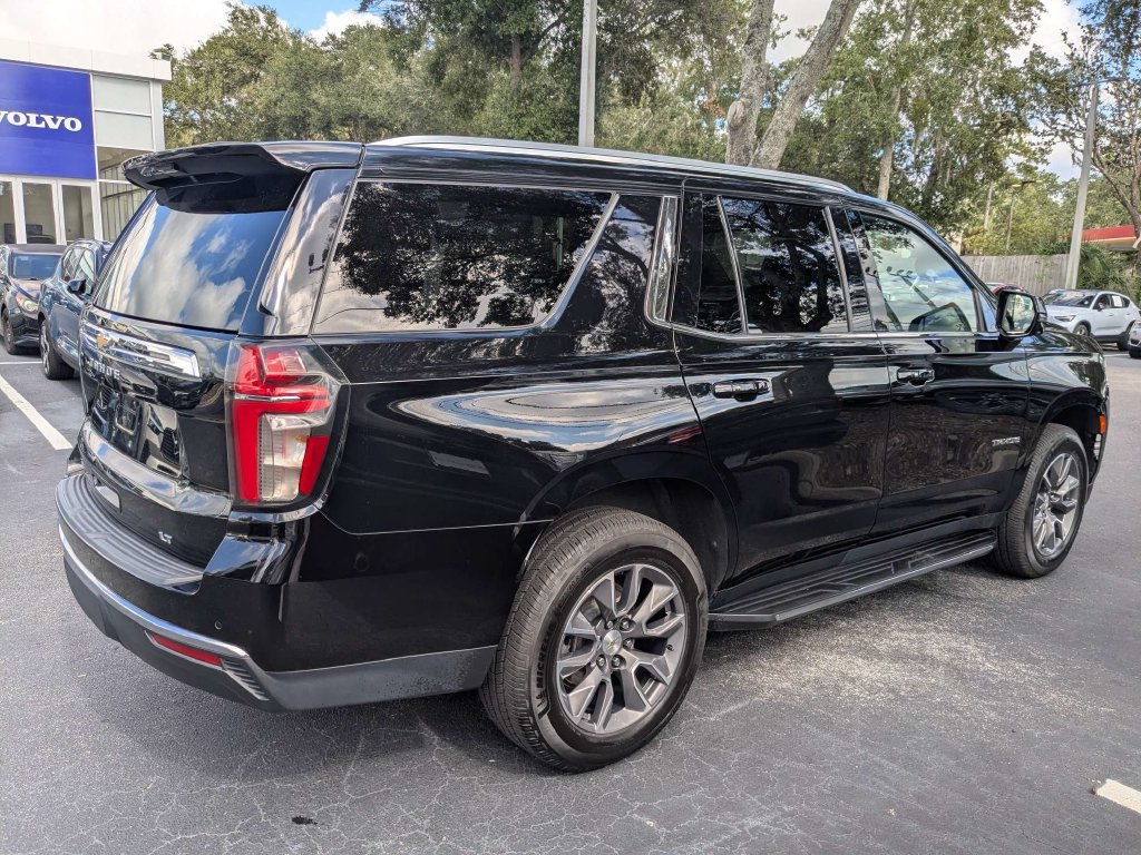 Used 2022 Chevrolet Tahoe LT w/ Luxury Package RWD image 6