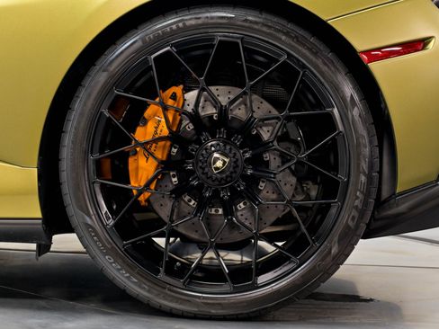 Used 2023 Lamborghini Huracan STO RWD image 30