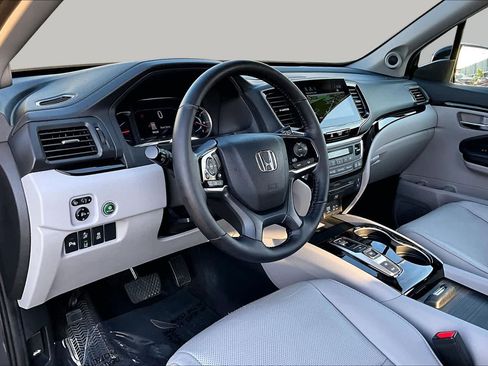 Used 2020 Honda Pilot Elite image 18