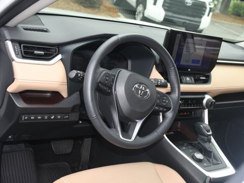 Certified 2024 Toyota RAV4 Limited w/ Advanced Technology Package AWD/4WD image 9