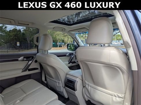 Used 2016 Lexus GX 460 Luxury w/ Preferred Accessory Package image 12