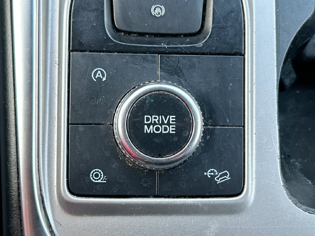 Used 2021 Ford Explorer XLT w/ Equipment Group 202A AWD/4WD image 34