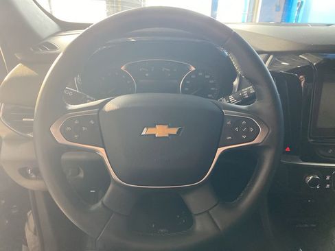 Used 2023 Chevrolet Traverse LT w/ LPO, Floor Liner Package image 6