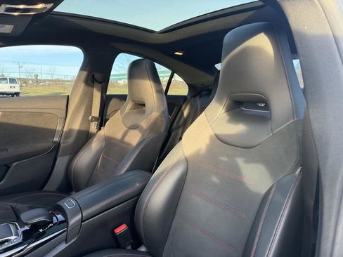 Used 2020 Mercedes-Benz CLA 35 AMG 4MATIC image 22