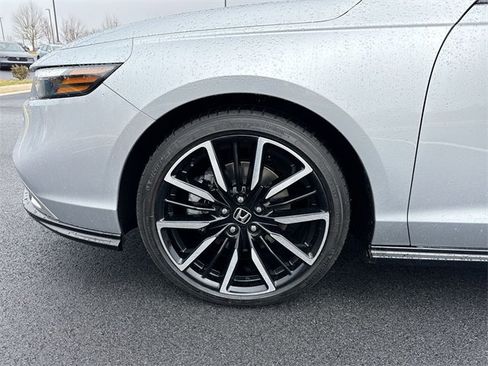 Certified 2025 Honda Accord Touring image 13